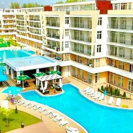 Grand Kamelia Sunny Apartman