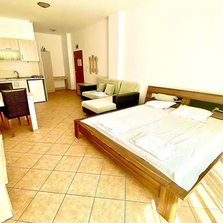 Lägenhet Grand Kamelia Sunny