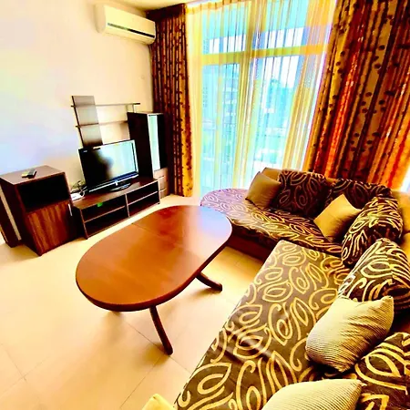 Grand Kamelia Sunny Lägenhet