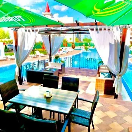 Grand Kamelia Sunny Lägenhet *