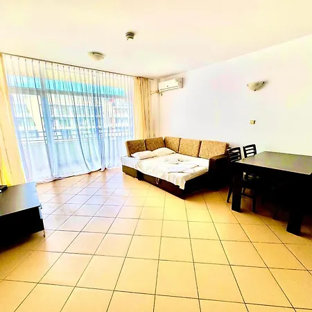 Apartman Grand Kamelia Sunny *